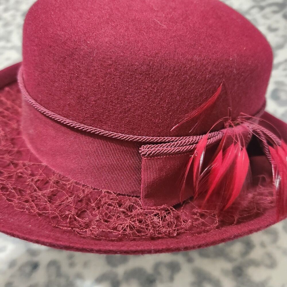 Betmar Hat Womens Burgundy Color 100% Wool - Picture 4 of 14